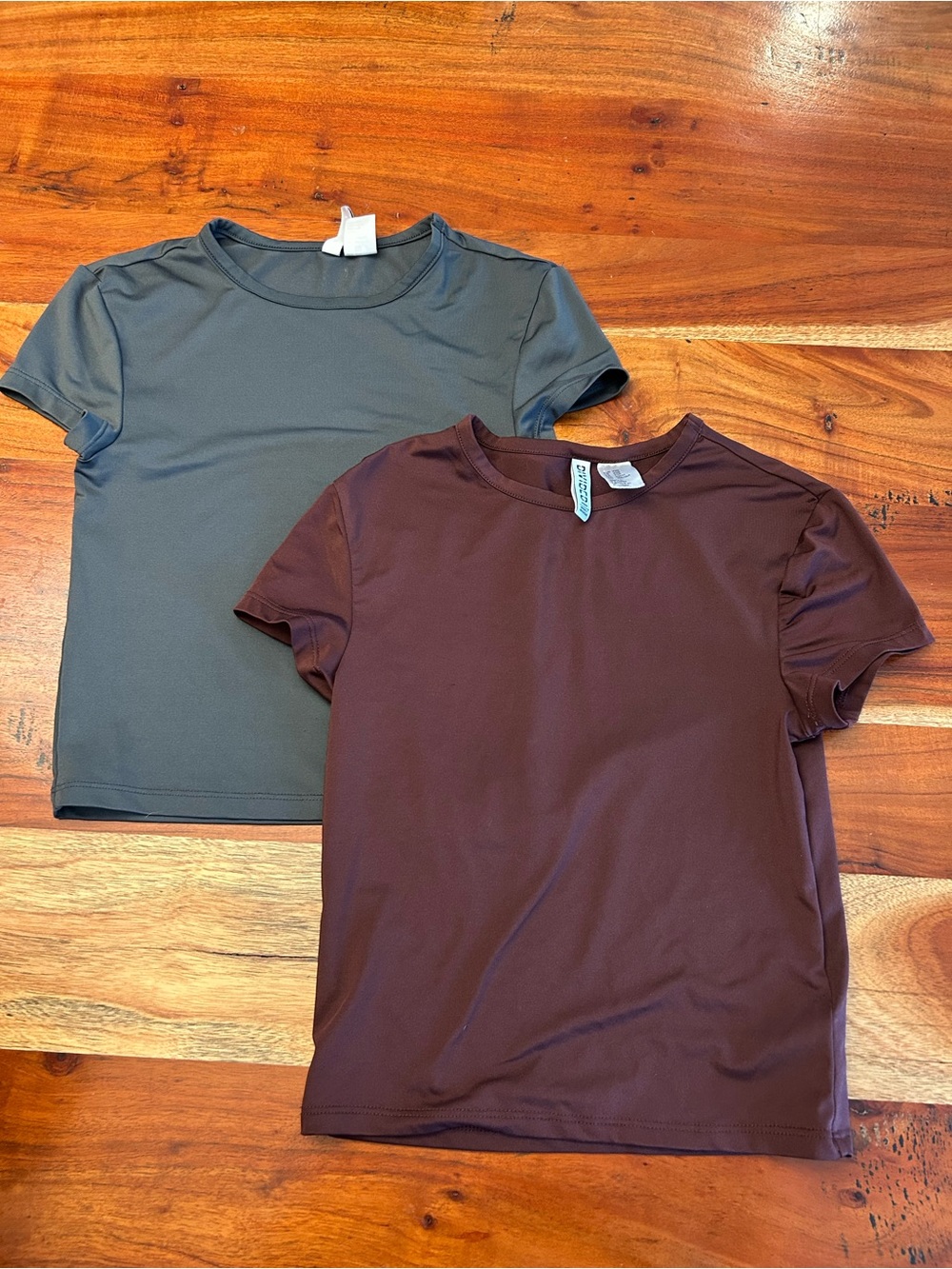 H&M Women’s Short Sleeve Tees in Charcoal Gray and Burgundy